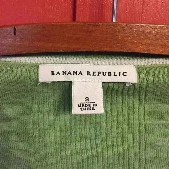 Like new! Banana Republic button cardigan women small - Picture 2 of 8